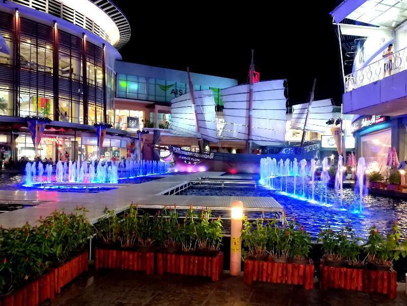 The Royal Palm Beach Front Patong Exterior photo